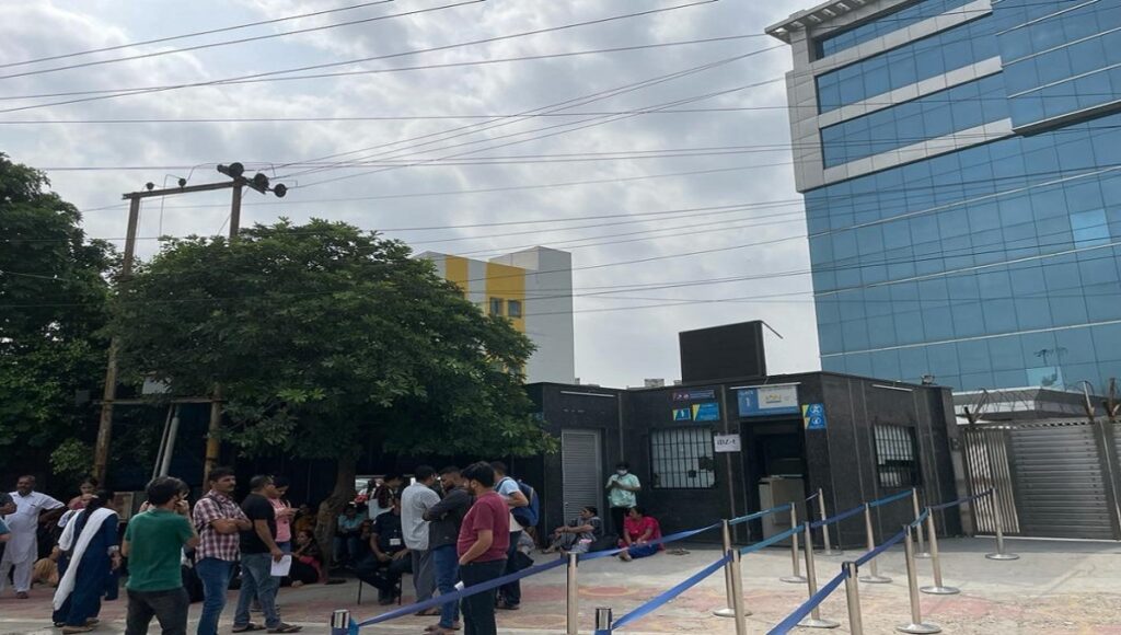 SBI PO 2025 परीक्षा विश्लेषण LIVE: जानिए कैसा रहा प्रीलिम्स पेपर, कितनी रही कठिनाई और क्या रहे अच्छे प्रयास